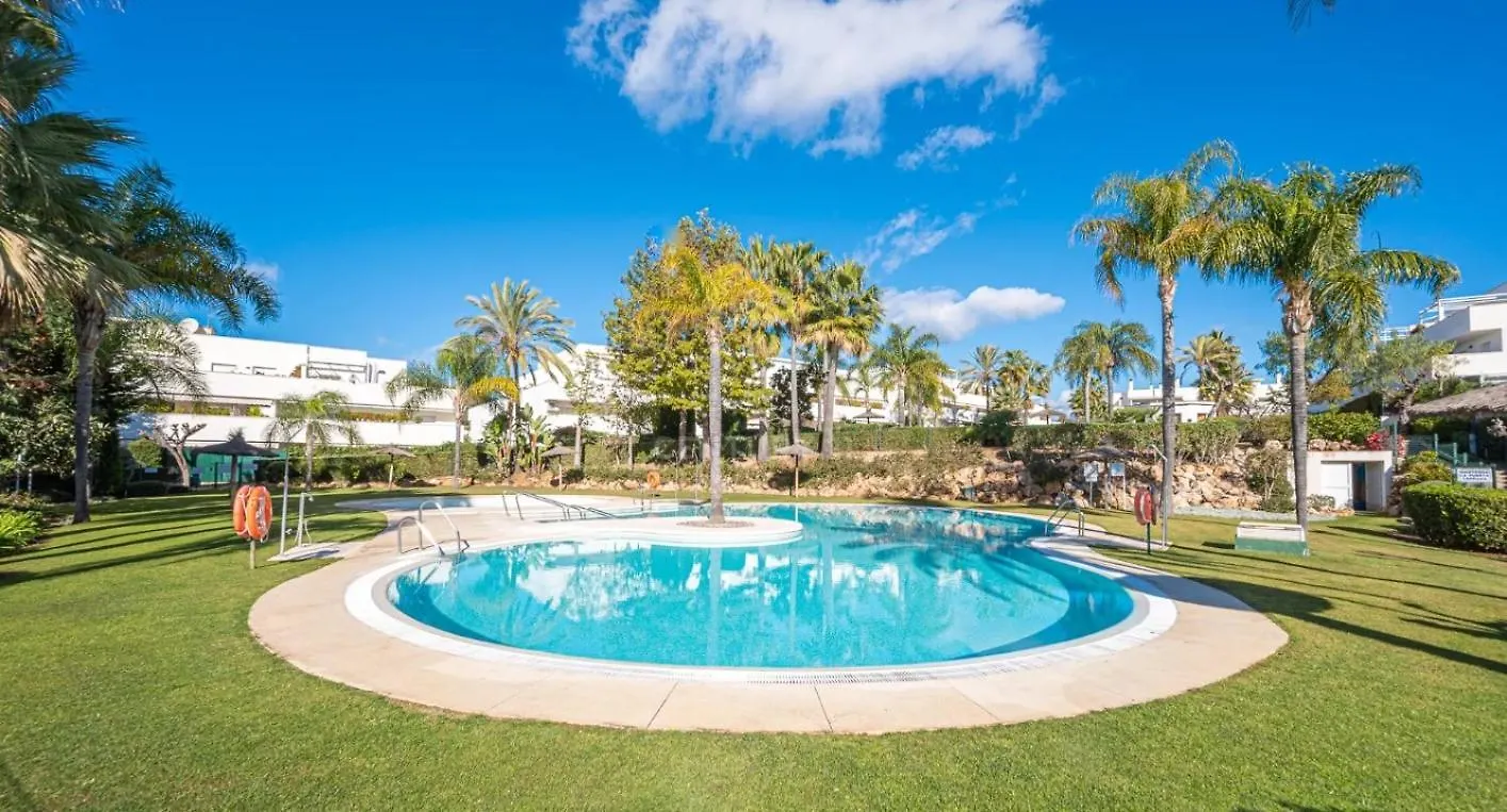 Great Apartment Near Banus Marbellac